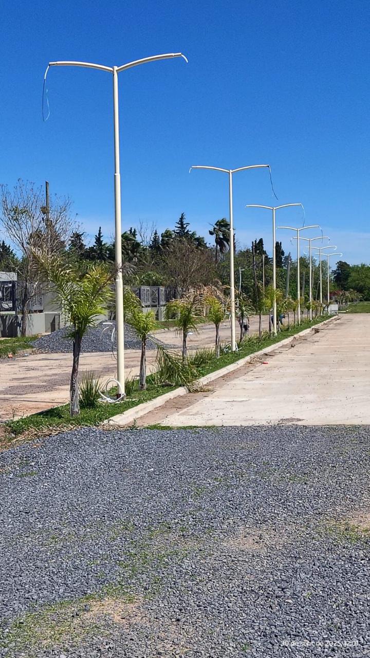 Columnas acceso al hotel Sol de Funes en Funes Sta Fe